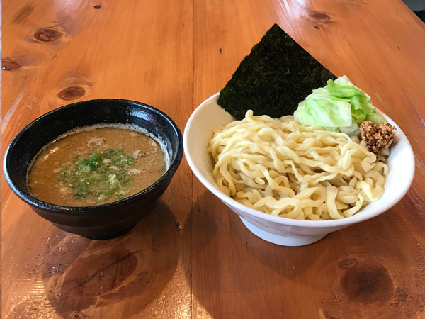 豚肉汁つけ麺