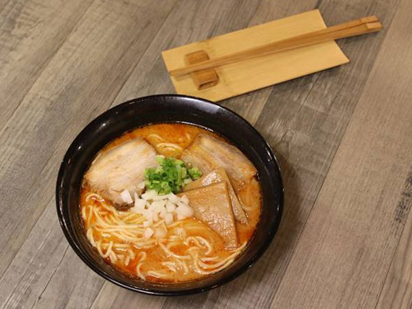 濃出汁蝦湯麵